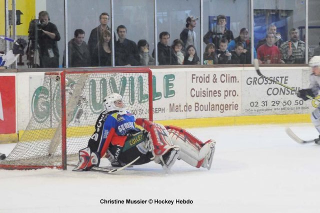 Photo hockey match Caen  - Reims le 18/04/2010