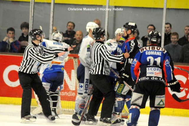 Photo hockey match Caen  - Reims le 18/04/2010