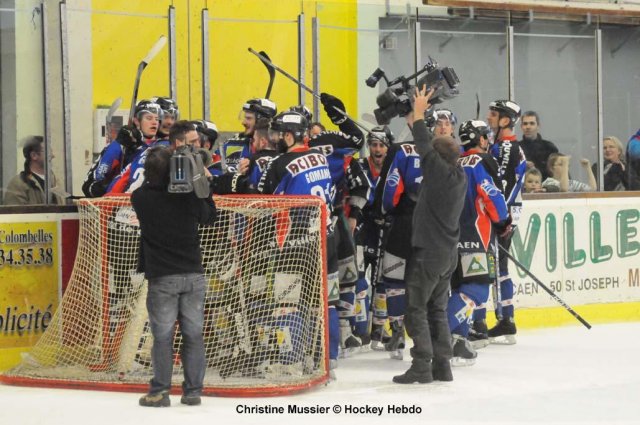Photo hockey match Caen  - Reims le 18/04/2010