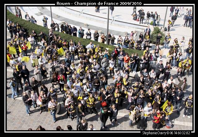 Photo hockey reportage Les Rouennais fêtent leurs héros