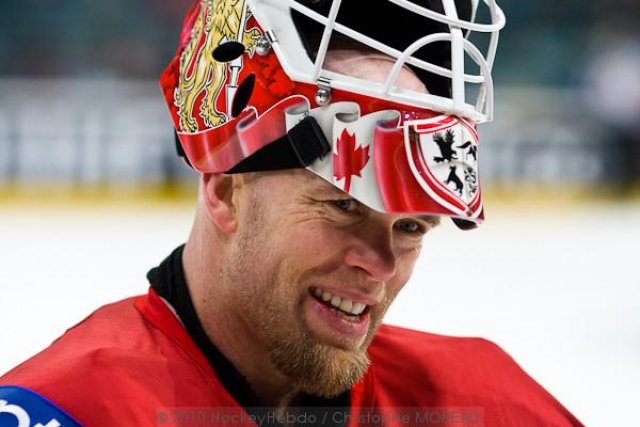 Photo hockey reportage Hockey mondial 10: Le Canada écrasé