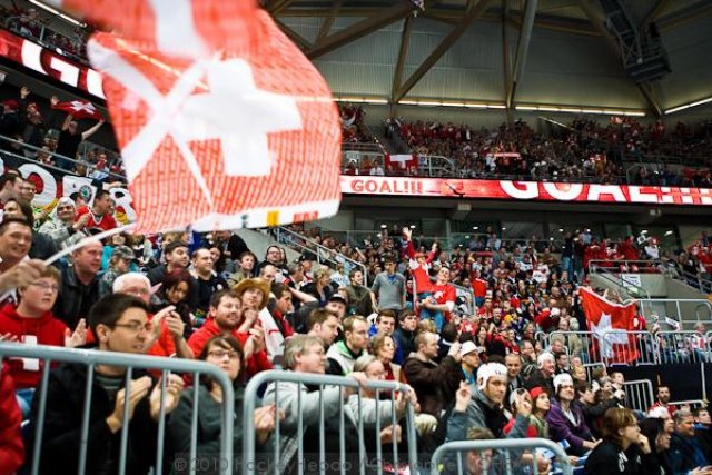 Photo hockey reportage Hockey mondial 10: Le Canada écrasé