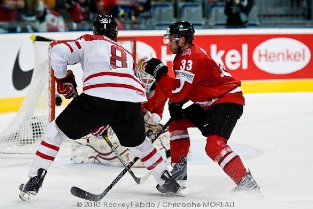 Photo hockey reportage Hockey mondial 10: Le Canada écrasé