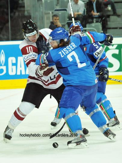 Hockey mondial 10: L'Italie ne passe pas — Reportage