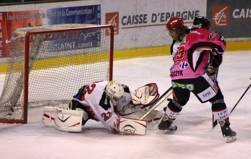 Amiens  8 - 4 Neuilly/Marne