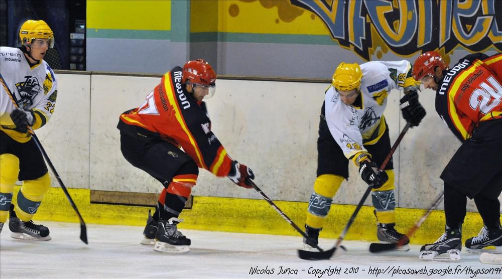 Amical : Meudon vs Viry — Reportage