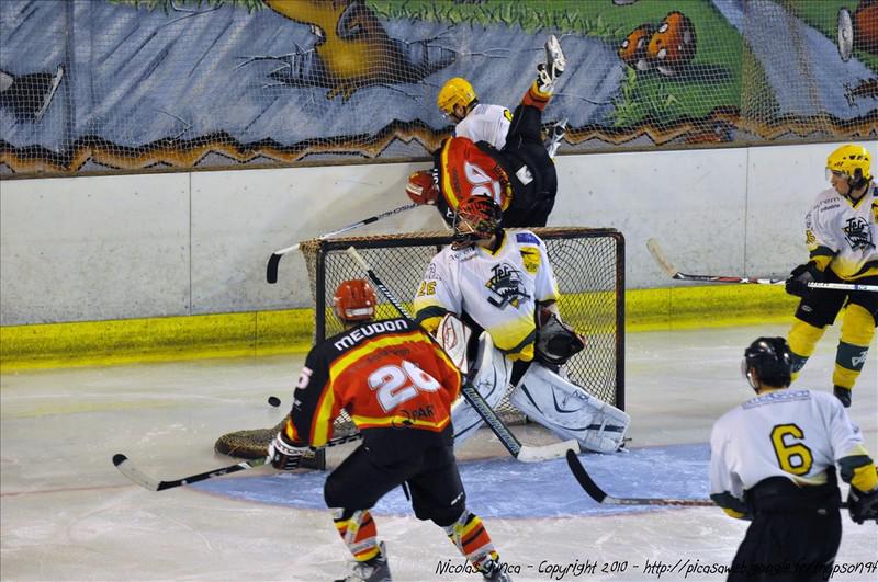 Amical : Meudon vs Viry — Reportage
