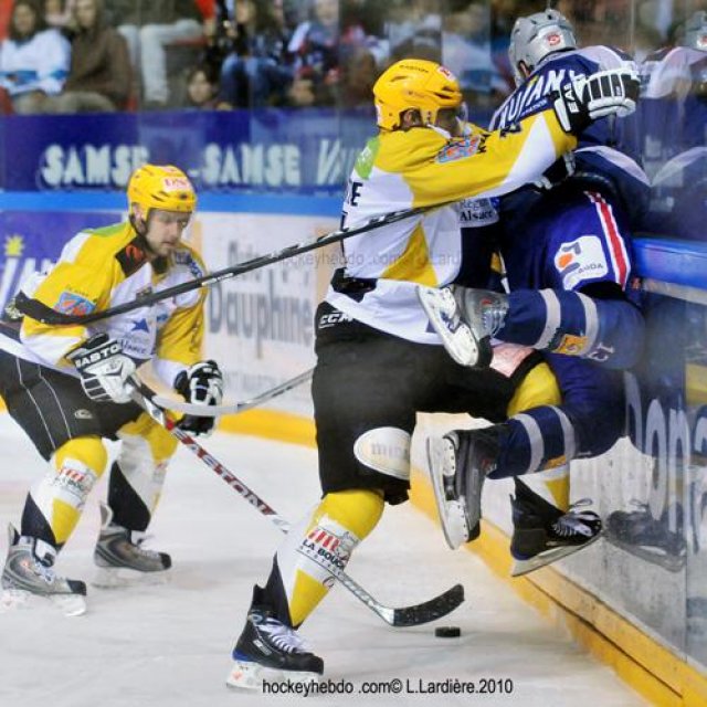 Photo hockey match Grenoble  - Strasbourg  le 18/09/2010