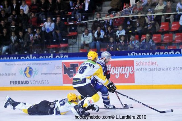 Photo hockey match Grenoble  - Strasbourg  le 18/09/2010