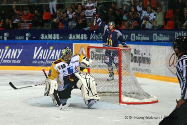 Photo hockey match Grenoble  - Strasbourg  le 18/09/2010