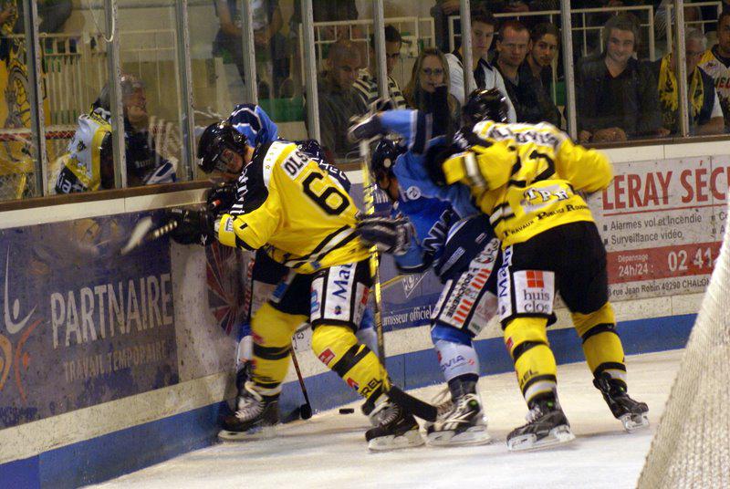 Angers  4 - 5 Rouen