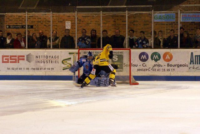 Photo hockey match Angers  - Rouen le 21/09/2010
