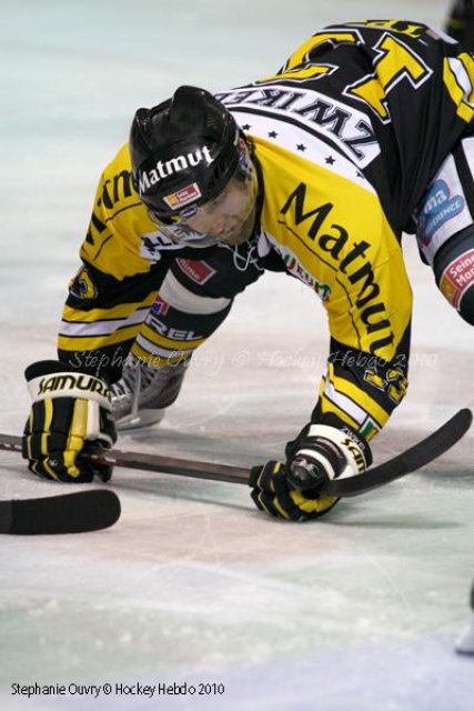 Photo hockey match Rouen - Caen  le 25/09/2010