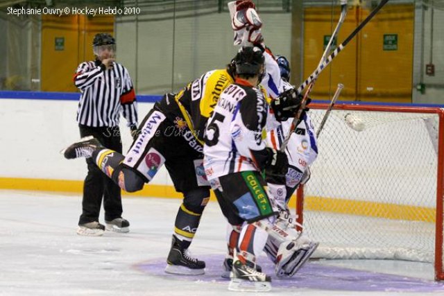 Photo hockey match Rouen - Caen  le 25/09/2010