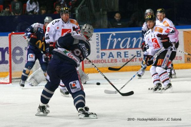 Photo hockey match Grenoble  - Amiens  le 02/10/2010