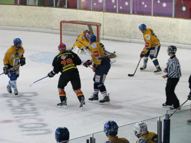 Photo hockey match Besançon - Dijon II le 09/10/2010