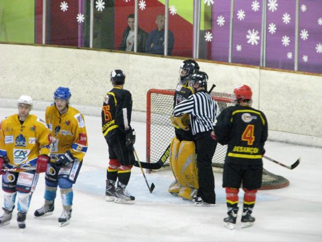 Photo hockey match Besançon - Dijon II le 09/10/2010