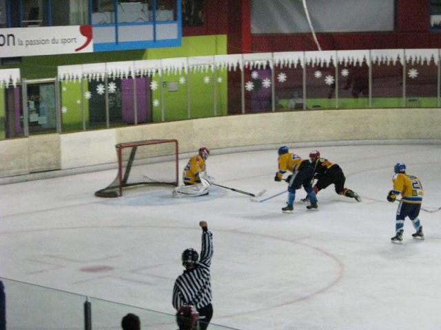 Photo hockey match Besançon - Dijon II le 09/10/2010