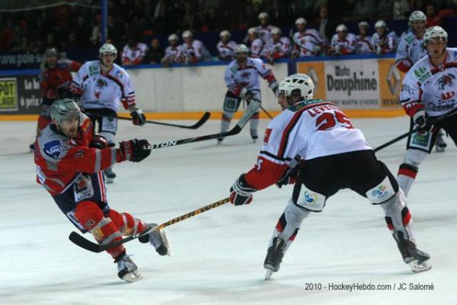 Photo hockey match Grenoble  - Briançon  le 12/10/2010