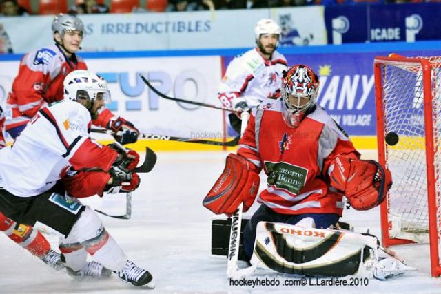 Photo hockey match Grenoble  - Briançon  le 12/10/2010