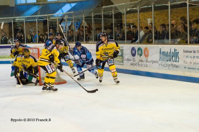 Photo hockey match Angers  - Rouen le 16/10/2010