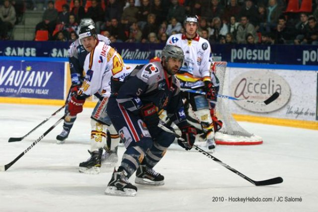 Photo hockey match Grenoble  - Morzine-Avoriaz le 16/10/2010