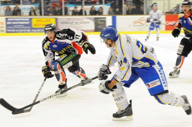 Photo hockey match Caen  - Villard-de-Lans le 16/10/2010