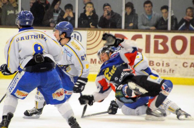 Photo hockey match Caen  - Villard-de-Lans le 16/10/2010