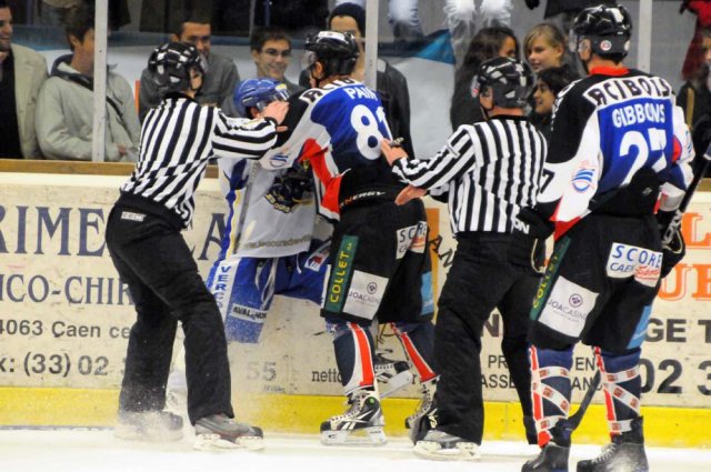 Photo hockey match Caen  - Villard-de-Lans le 16/10/2010