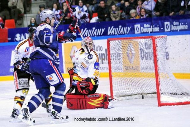 Photo hockey match Grenoble  - Morzine-Avoriaz le 16/10/2010