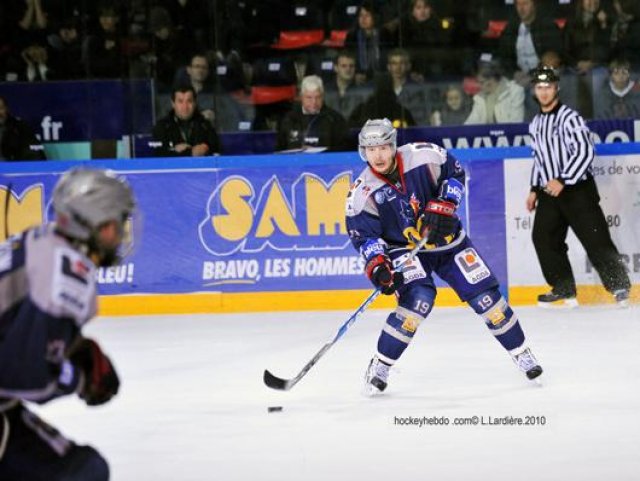 Photo hockey match Grenoble  - Morzine-Avoriaz le 16/10/2010