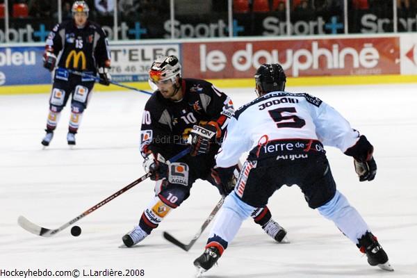 Grenoble  5 - 4 Angers 