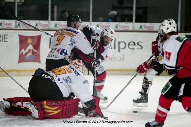 Photo hockey match Briançon  - Morzine-Avoriaz le 02/11/2010