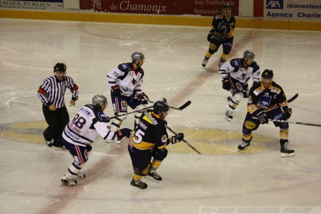 Photo hockey match Chamonix  - Grenoble  le 02/11/2010