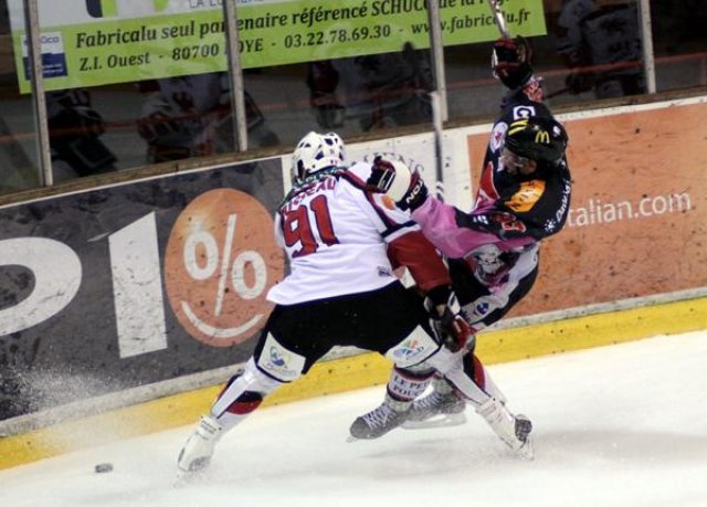 Photo hockey match Amiens  - Briançon  le 06/11/2010
