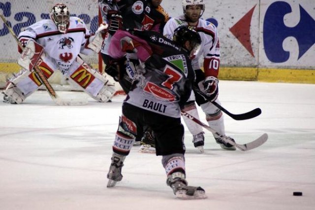 Photo hockey match Amiens  - Briançon  le 06/11/2010