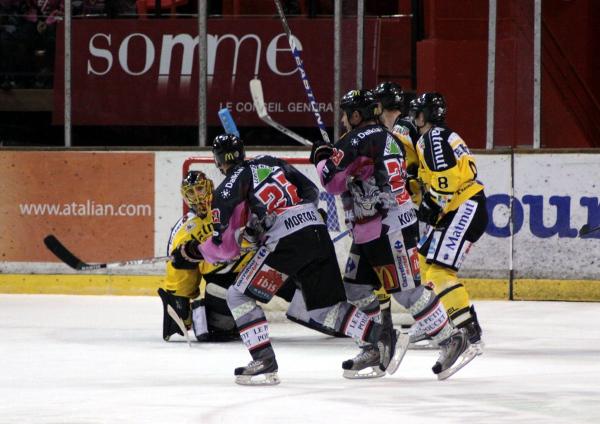 Amiens  4 - 2 Rouen