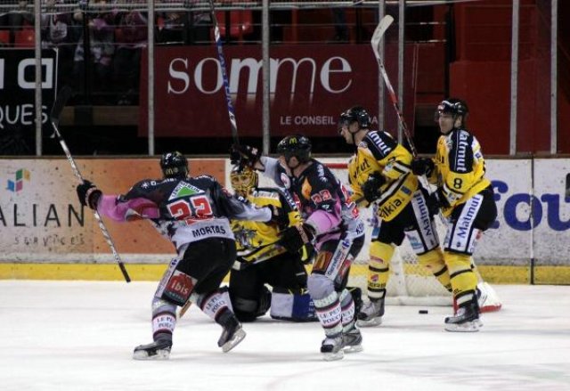 Photo hockey match Amiens  - Rouen le 02/11/2010