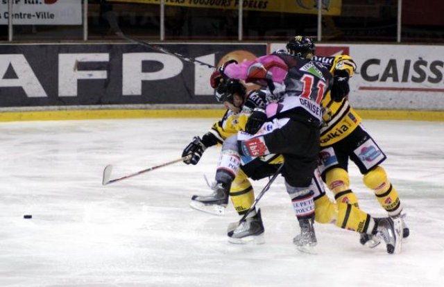 Photo hockey match Amiens  - Rouen le 02/11/2010