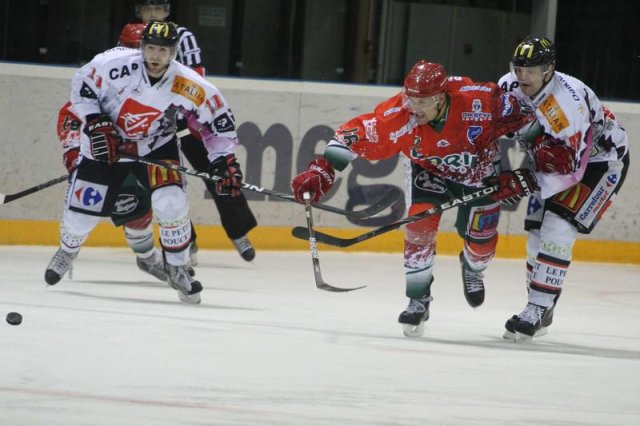 Photo hockey match Mont-Blanc - Amiens  le 20/11/2010