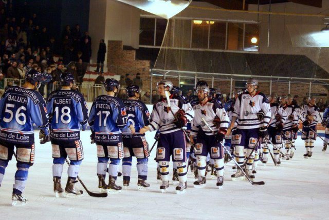 Photo hockey match Angers  - Grenoble  le 30/11/2010
