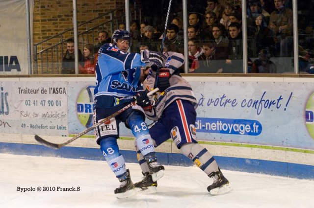Photo hockey match Angers  - Grenoble  le 03/12/2010