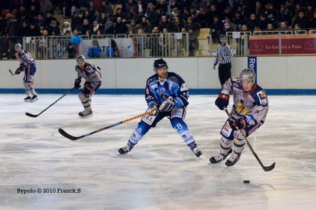 Photo hockey match Angers  - Grenoble  le 03/12/2010