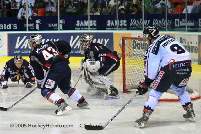 Photo hockey match Grenoble  - Angers  le 23/09/2008