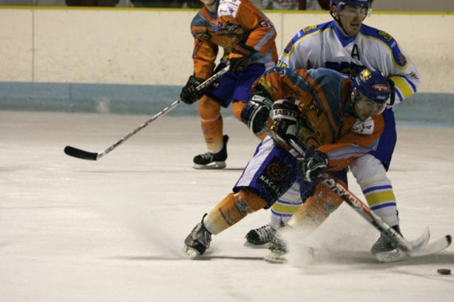 Photo hockey match Clermont-Ferrand - Wasquehal Lille le 04/12/2010