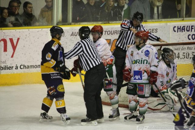 Photo hockey match Chamonix  - Mont-Blanc le 30/12/2010