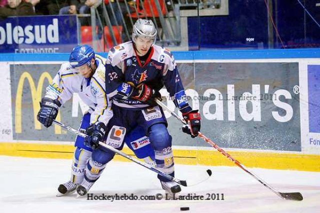 Photo hockey match Grenoble  - Villard-de-Lans le 22/01/2011