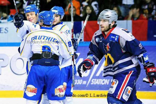 Photo hockey match Grenoble  - Villard-de-Lans le 22/01/2011