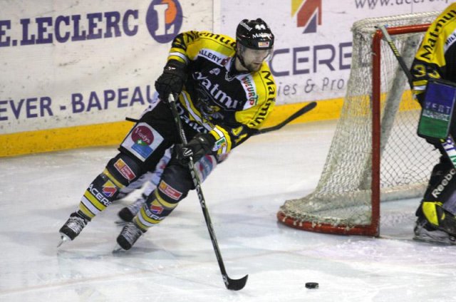 Photo hockey match Rouen - Angers  le 25/01/2011