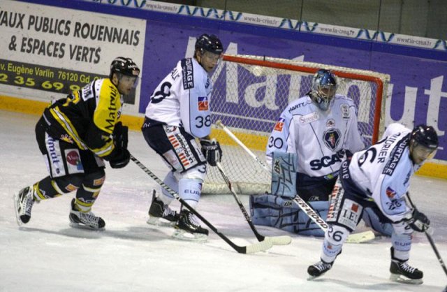 Photo hockey match Rouen - Angers  le 25/01/2011
